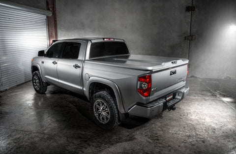 UnderCover 17-20 Toyota Tundra 6.5ft Elite LX Bed Cover - Cement Gray