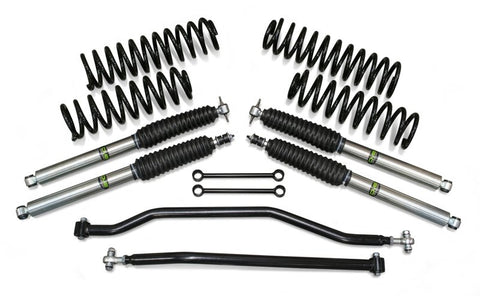 DV8 Offroad 07-18 Jeep Wrangler JK Rock Runner 2.5in Front & Rear Lift Kit w/ Track Bars